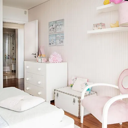 Casa Refugio Dos Canhas 蓬他达维托亚